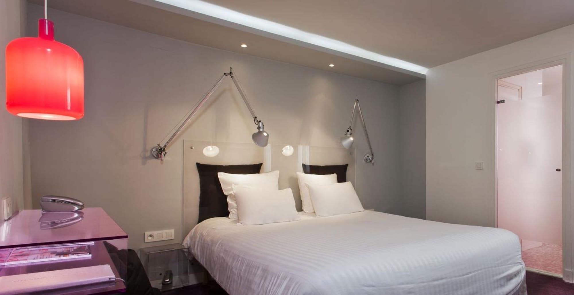 Color Design Hotel Париж Экстерьер фото