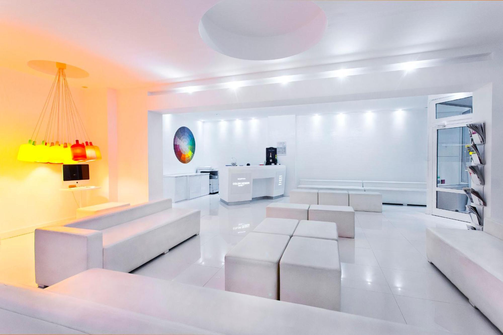 Color Design Hotel Париж Экстерьер фото
