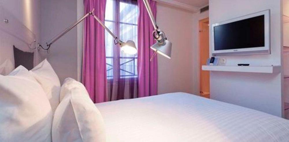 Color Design Hotel Париж Экстерьер фото